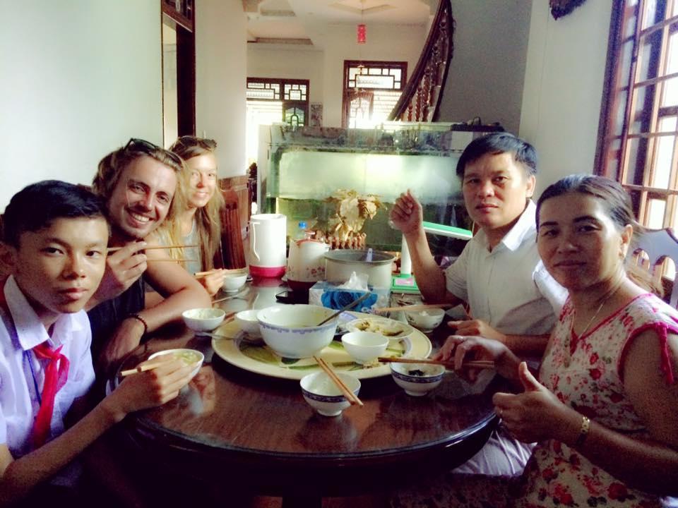 Hoa Phuong Guesthouse Dong Ha Exterior foto