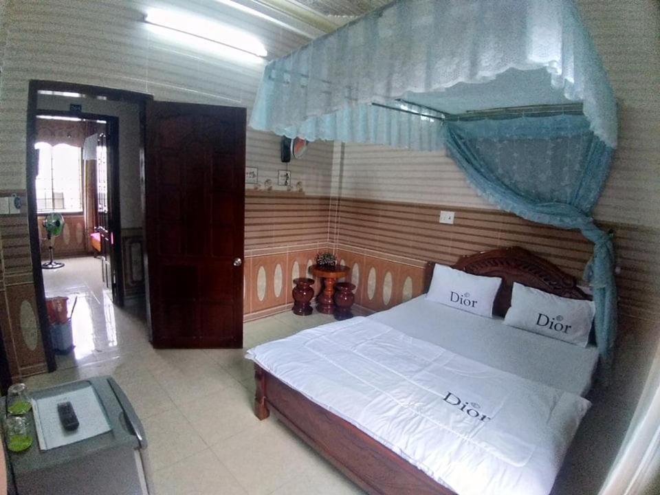Hoa Phuong Guesthouse Dong Ha Exterior foto